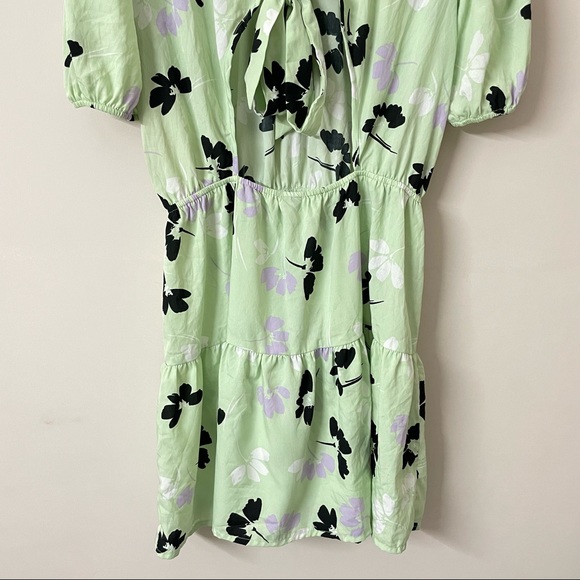 Size- XL, Floral Printed Dress in pastel green - Picture 7 of 7